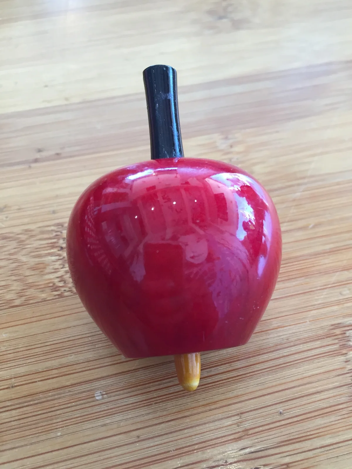 סביבון תפוח של לונדג'י
