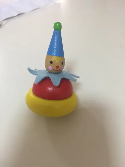 סביבון הליצן של Goki