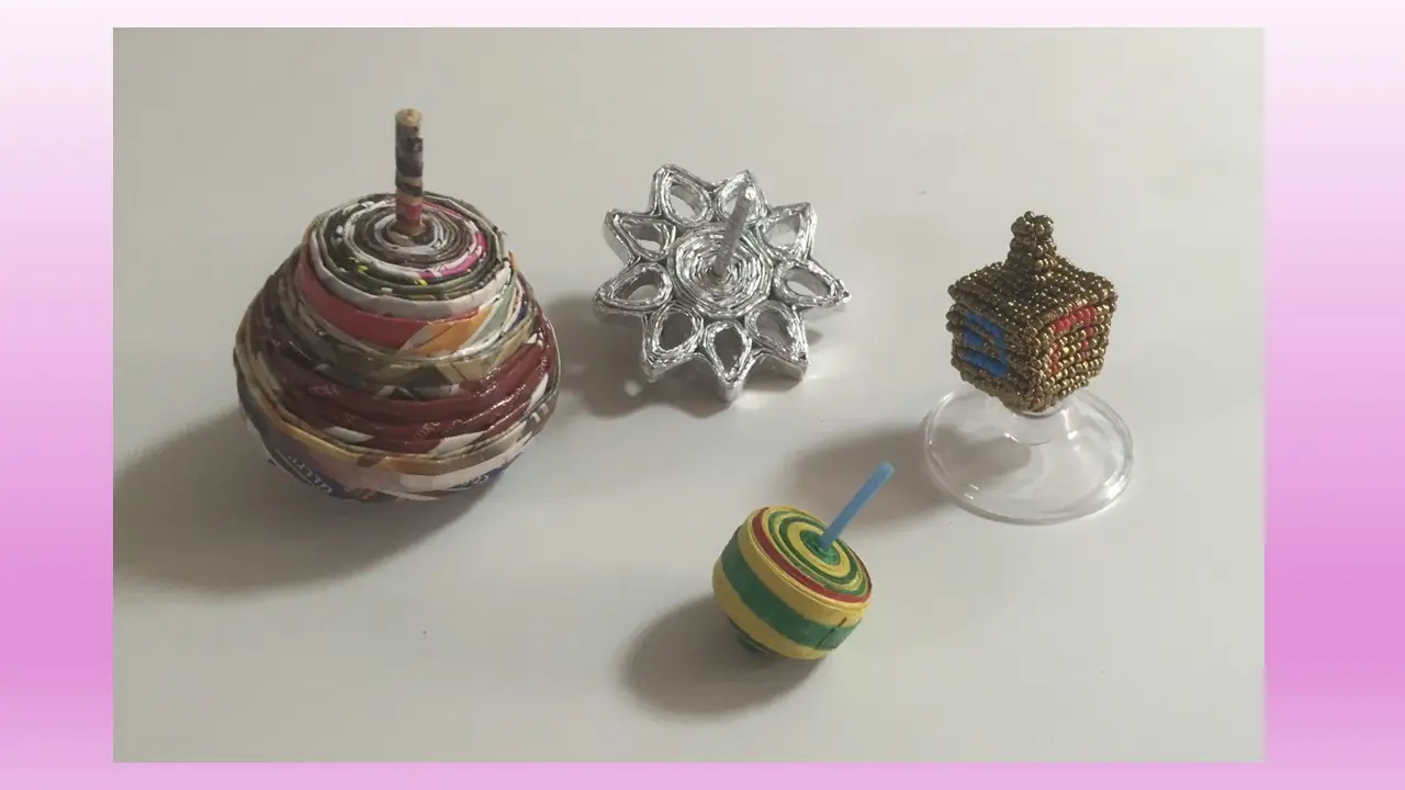 סביבון קטן בתוך קופסה סביבון גדול  מנייר ממוחזר של עליזה אברהם