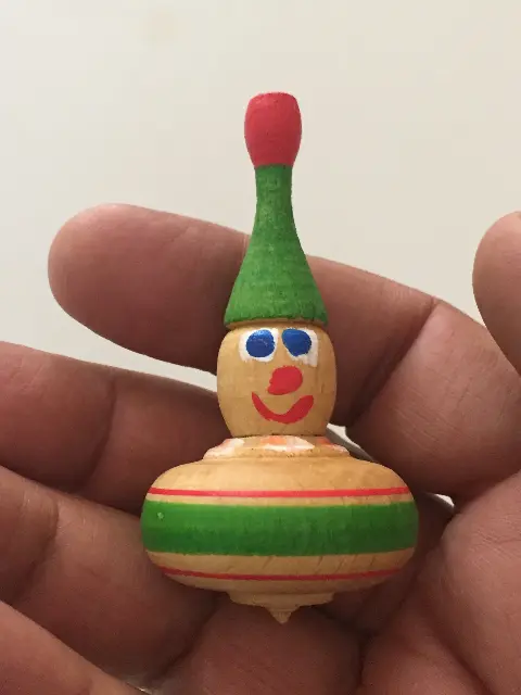Clown spinning top, Hungary