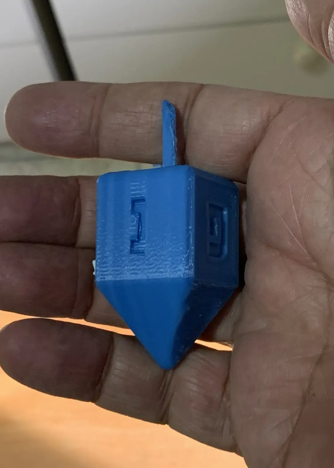3D printer spinning top gift from Assuta Hospital Ashdod