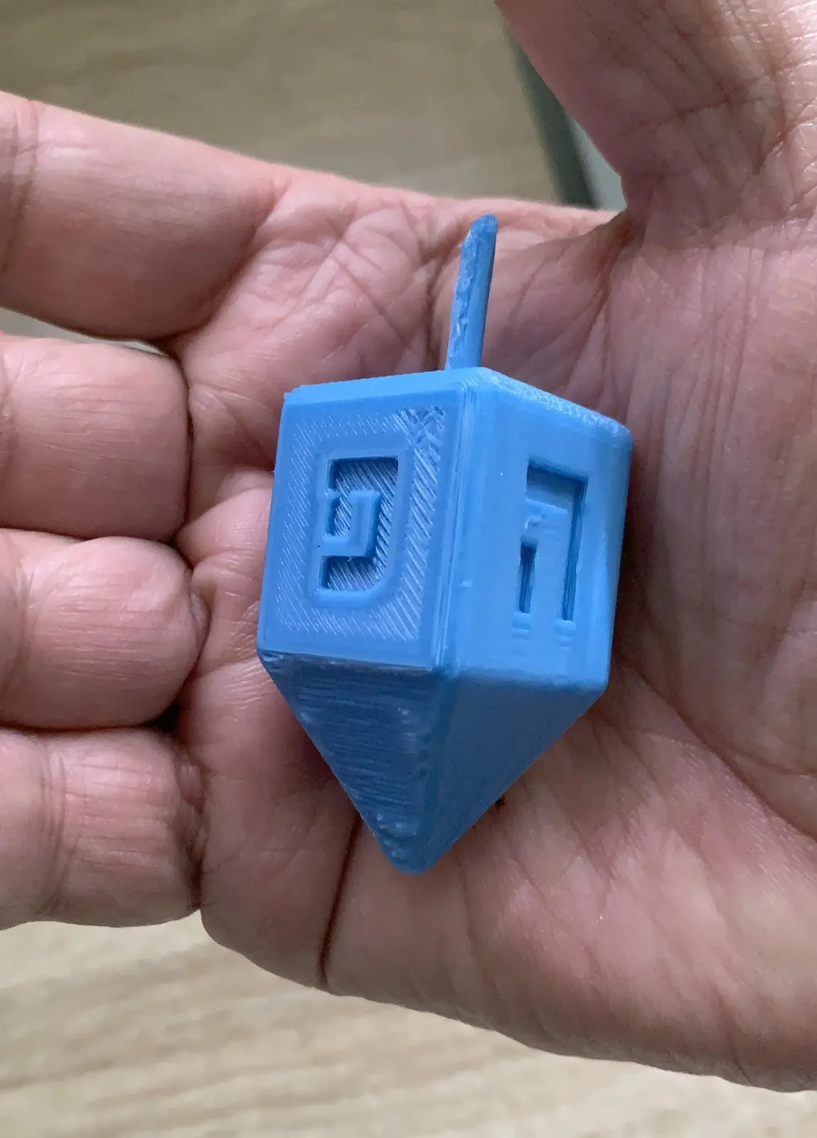 3D printer spinning top gift from Assuta Hospital Ashdod